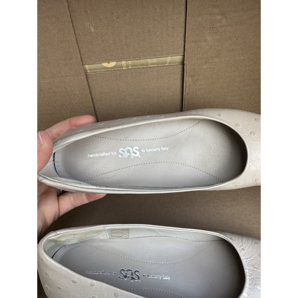 SAS Sofia Wedge Pumps Made In Italy Cream Polka Dot Leather 6.5 Comfort Heels - Picture 6 of 8